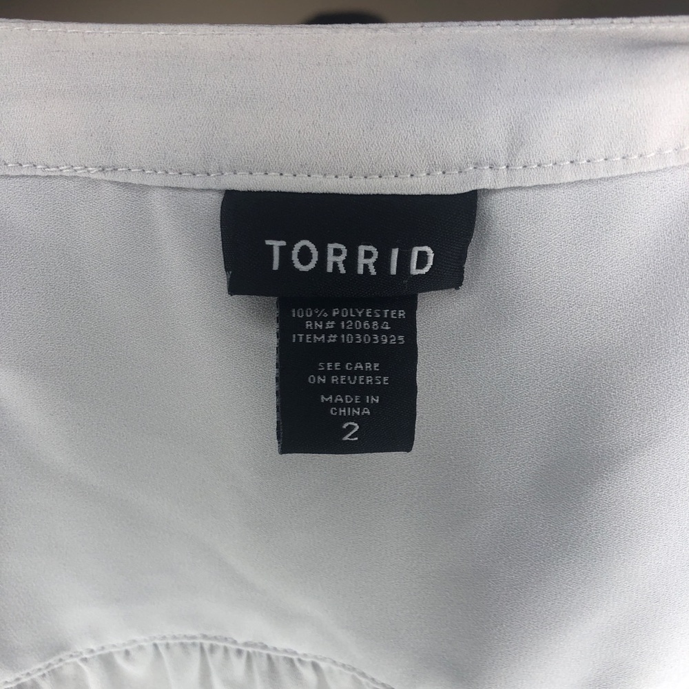 Torrid Blouse - Picture 2 of 5
